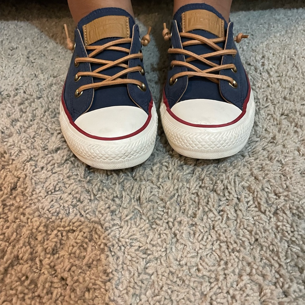 Women’s Converse Boat Shoes - size 7